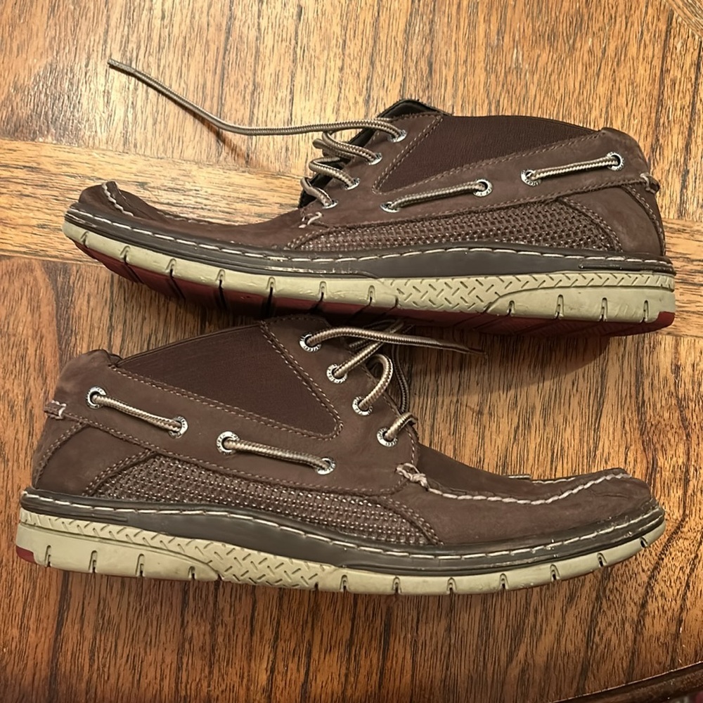 Men’s Sperry Top-Siders 10